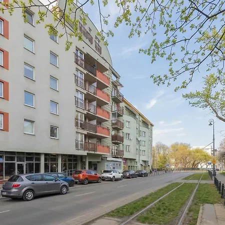 Appartement Spacious With Parking And Balcony By Renters *